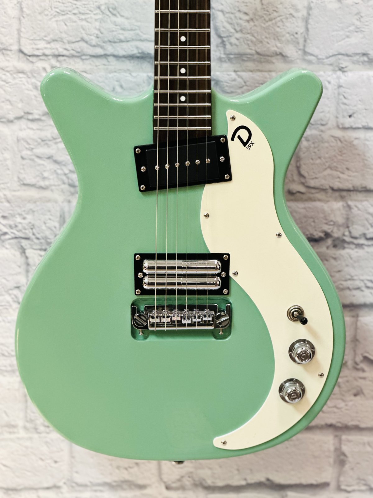 Danelectro 59M NOS+ Seafoam Green エレキギター NEW DANELECTRO '59 MOD NEW OLD STOCK PLUS SEAFOAM GREEN