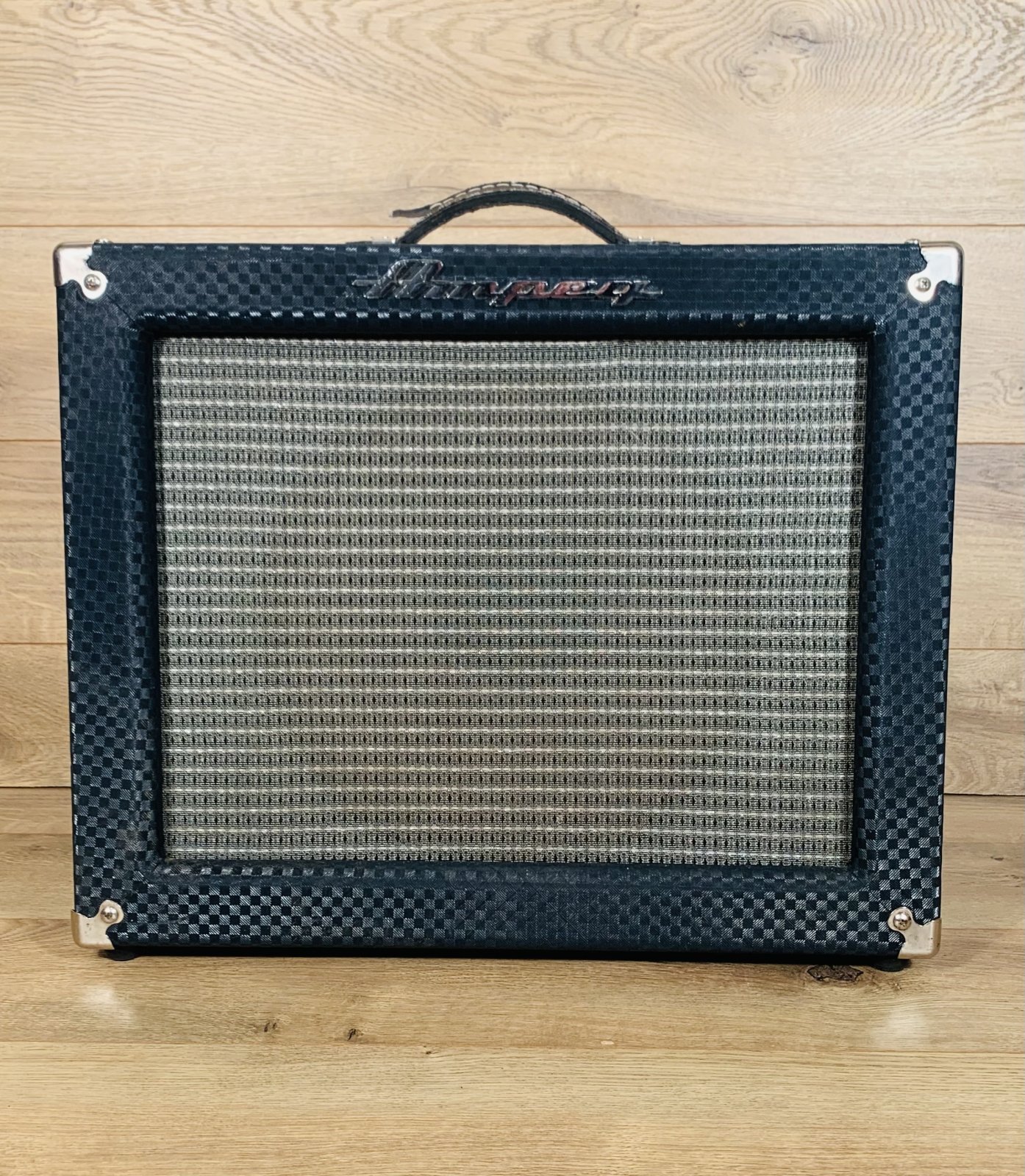 アンプ J-12T Ampeg Used Ampeg J-12T Jet II 15W 1x12 Tube Combo Amp - 1995