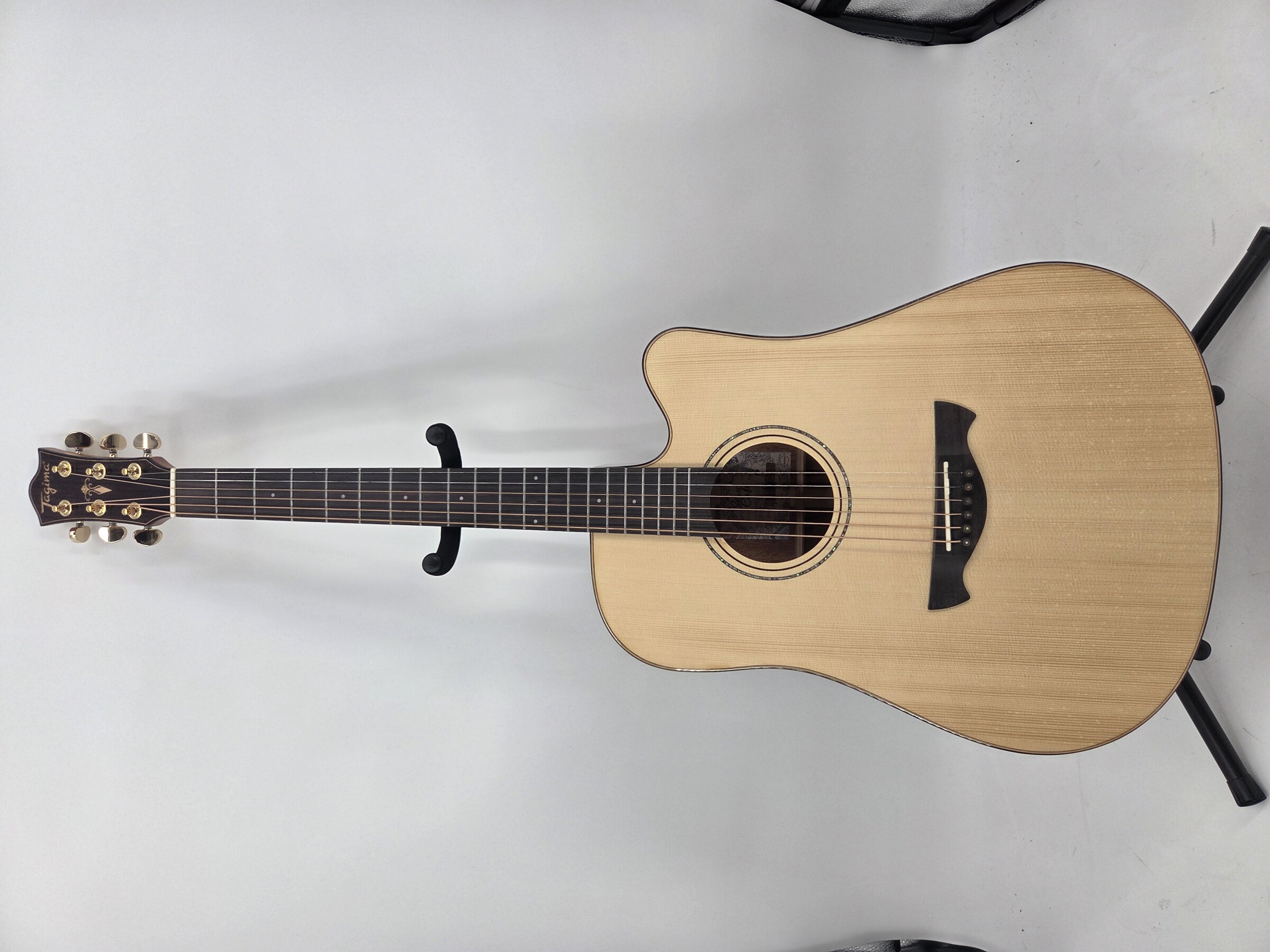 B-Stock Tagima CF-2000 Acoustic Guitar w/Case