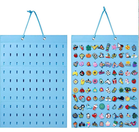 Croc Charm Collector Pad 37x52 cm