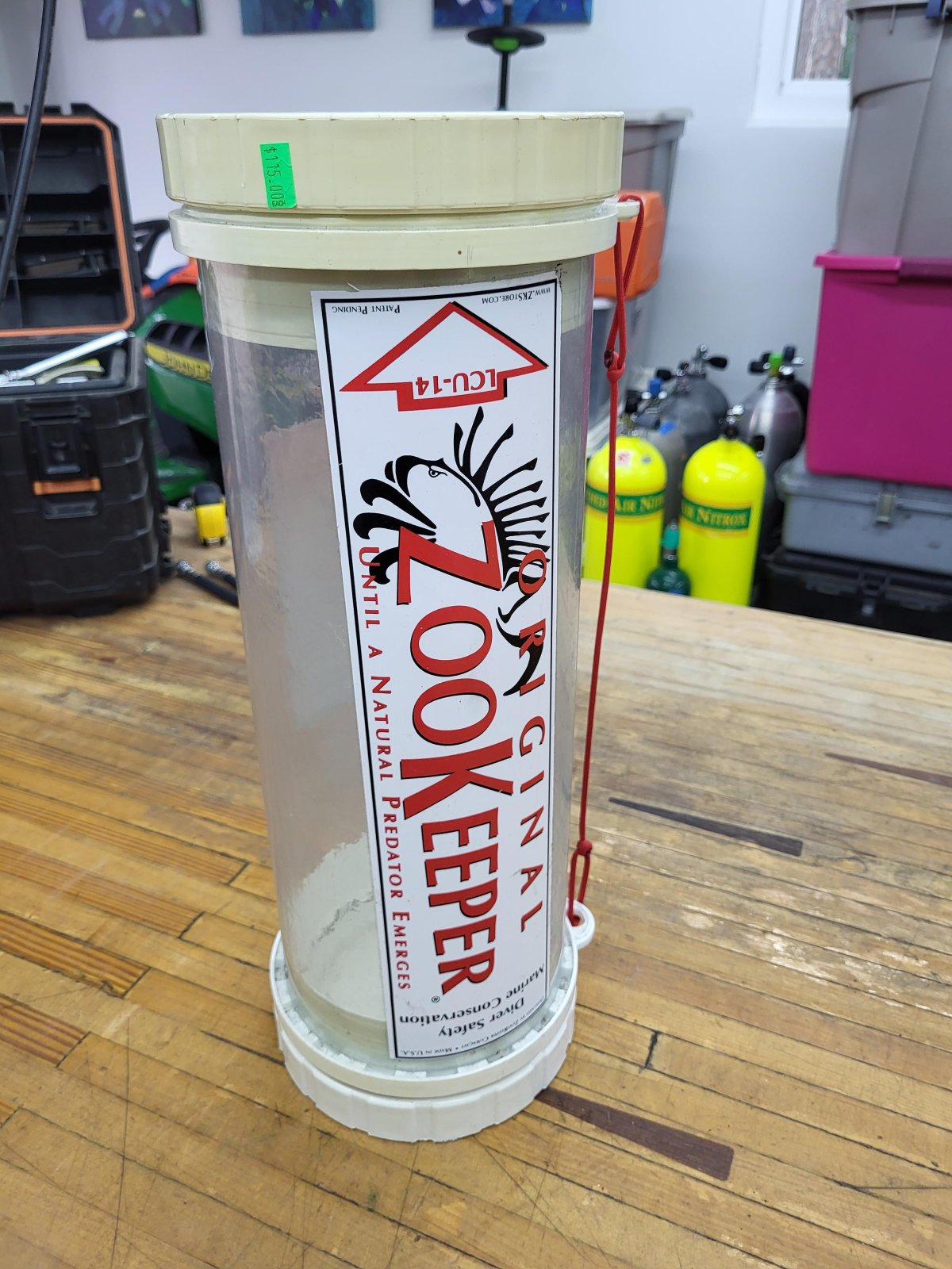 Zoo Keeper Lionfish Container LCU14