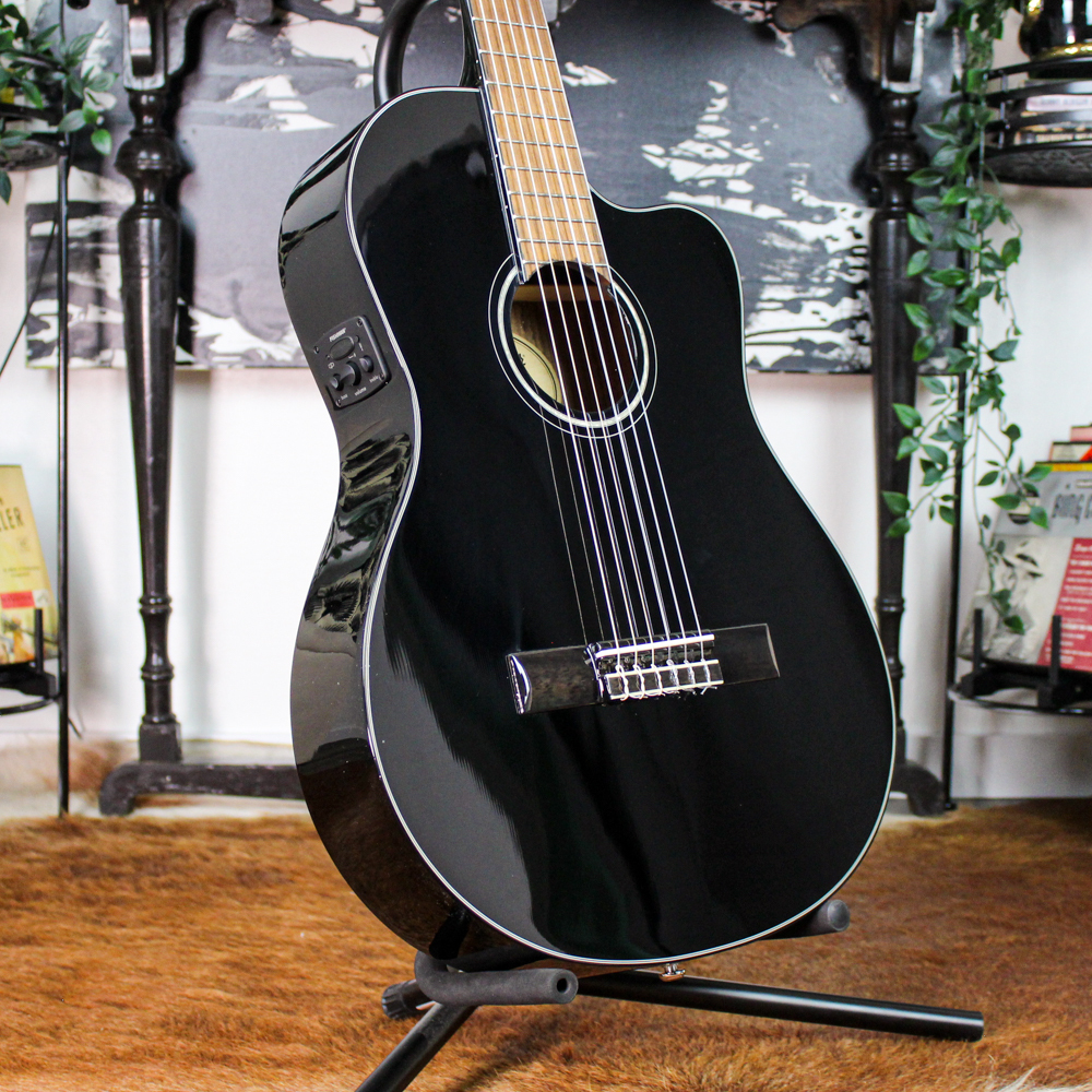 Preowned 2021 Fender CN-140SCE Thinline Concert Classical-Style Acoustic/Electric Guitar - Black w/ Gig Bag