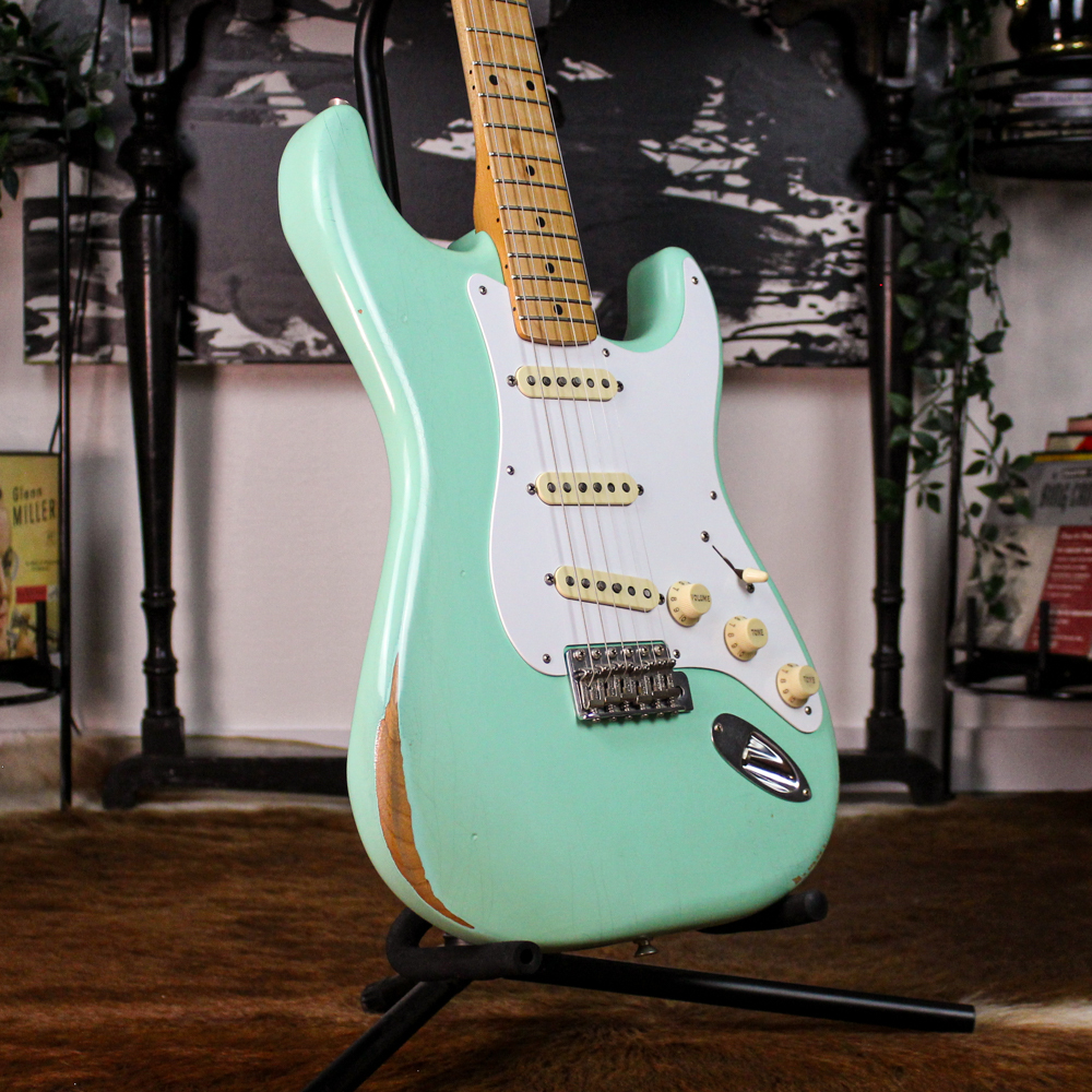 Preowned 2021 Fender Vintera Road Worn '50s Stratocaster w/ Gig Bag - Vintage Surf Green