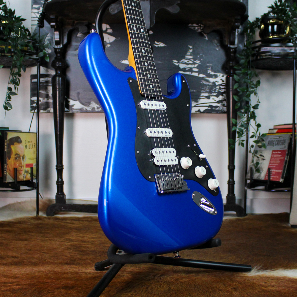 Preowned 2024 Fender American Ultra II HSS Stratocaster - Noble Blue w/ OHSC & Case Candy