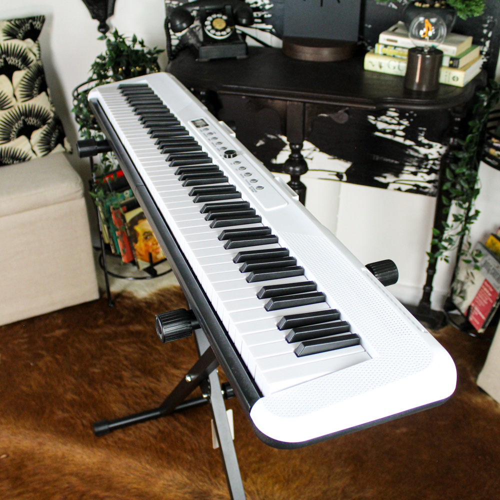 Preowned 88-Key Digital Keyboard - White w/ Carry Bag, Power Supply, Sustain Pedal, Headphones & Stand