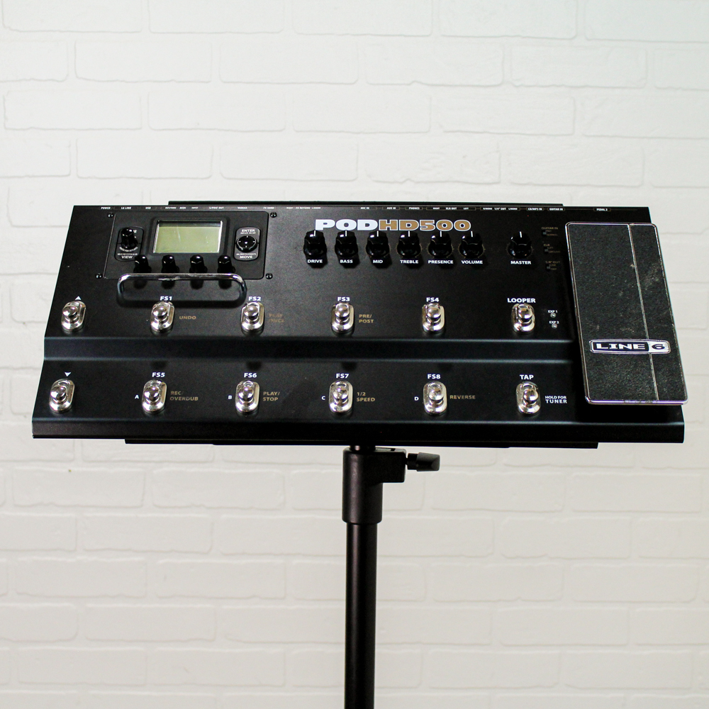 Preowned Line 6 POD HD500 Multi-Effects Floorboard Pedal w/ Extra Amp Packs & Power Supply