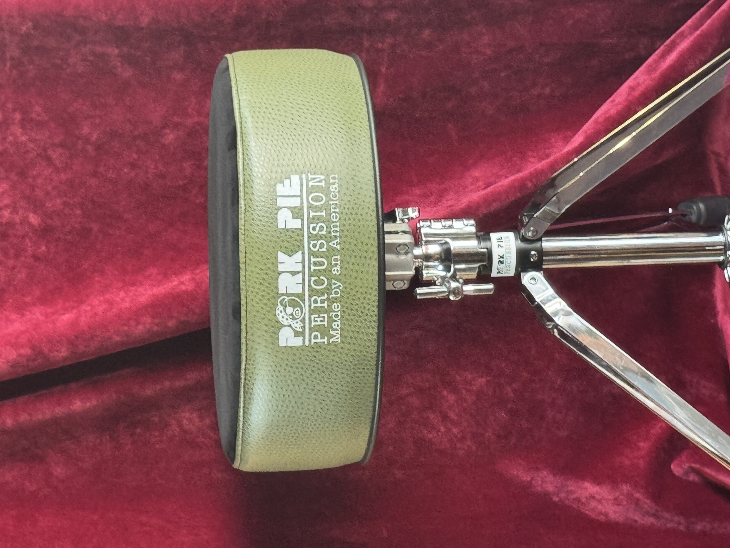 Pork Pie Percussion Round Throne - Custom Green Ostrich Side w/ Black Plush Top