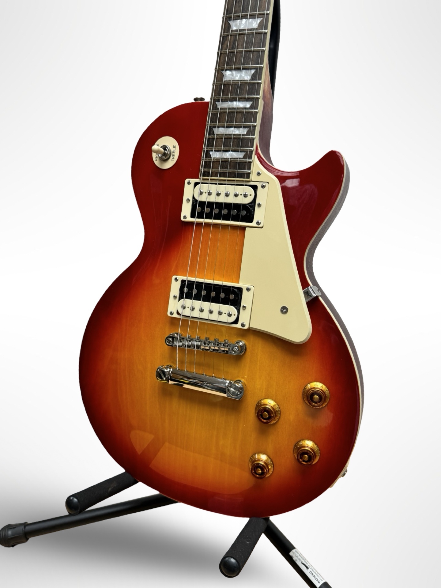 Epiphone_Traditional_Pro_Les_P