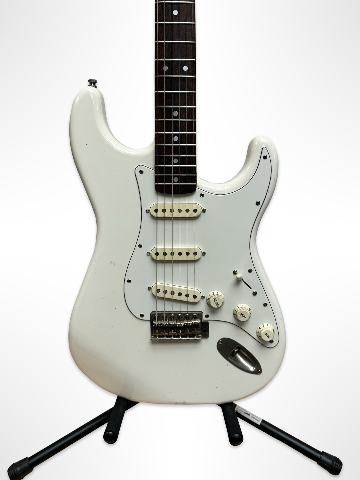 Fernandes ’79 FST-60 石ロゴ ストラトキャスター Fernandes '79 FST-60 石ロゴ ストラトキャスター - メルカリ