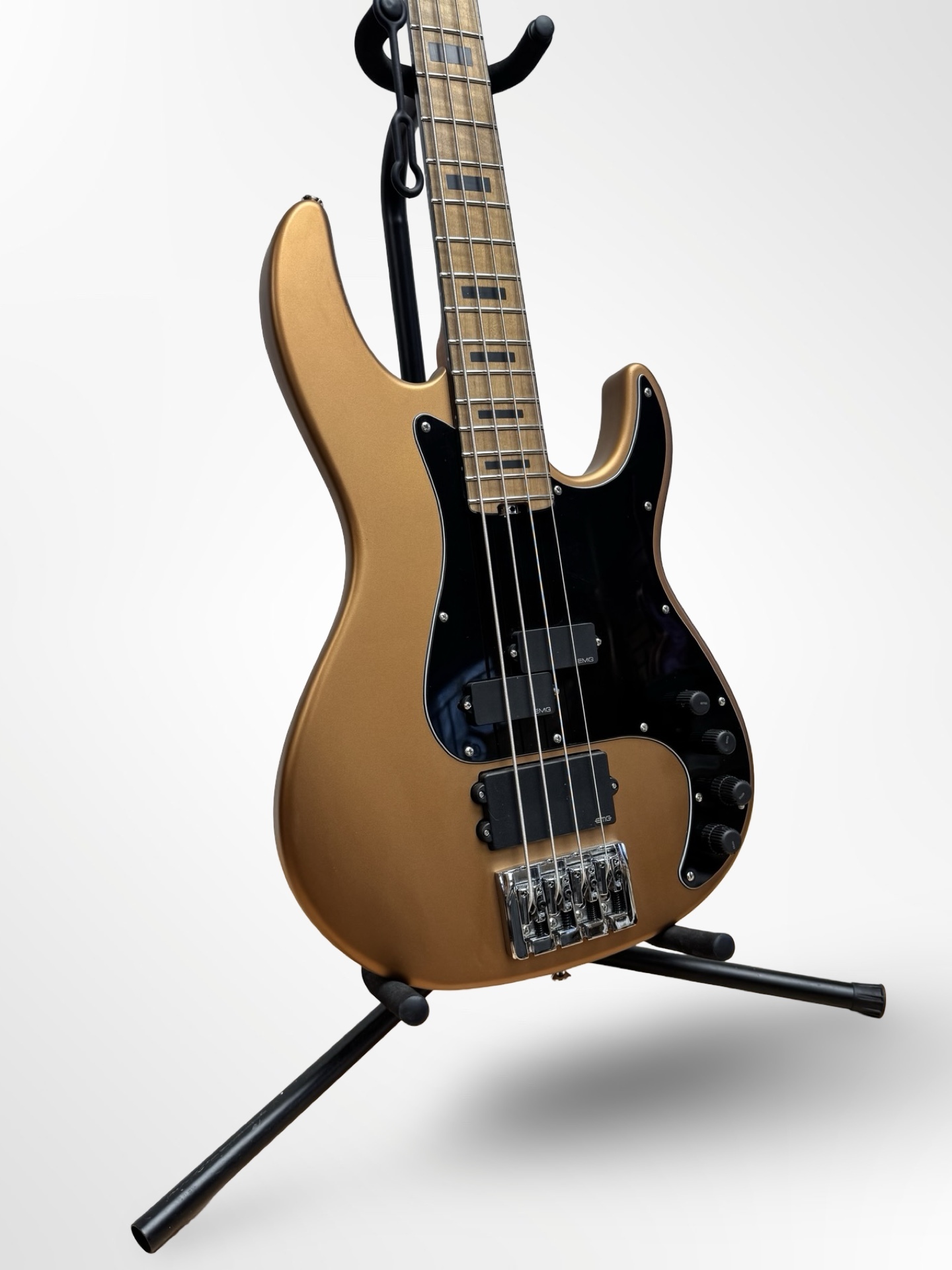 Harley Benton Enhanced 25th Anniversary Firemist Bass w/EMGs