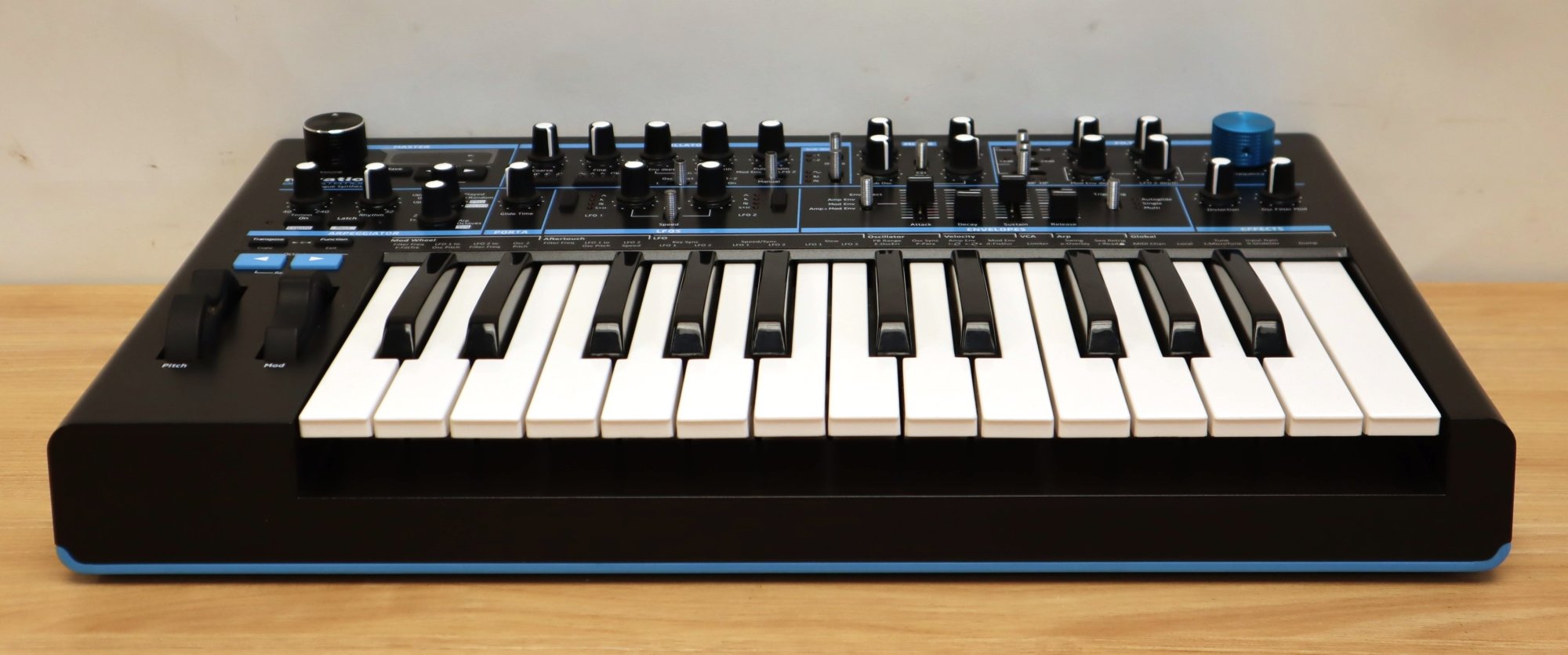 Novation Bass Station II w/ Case and box (Used)
