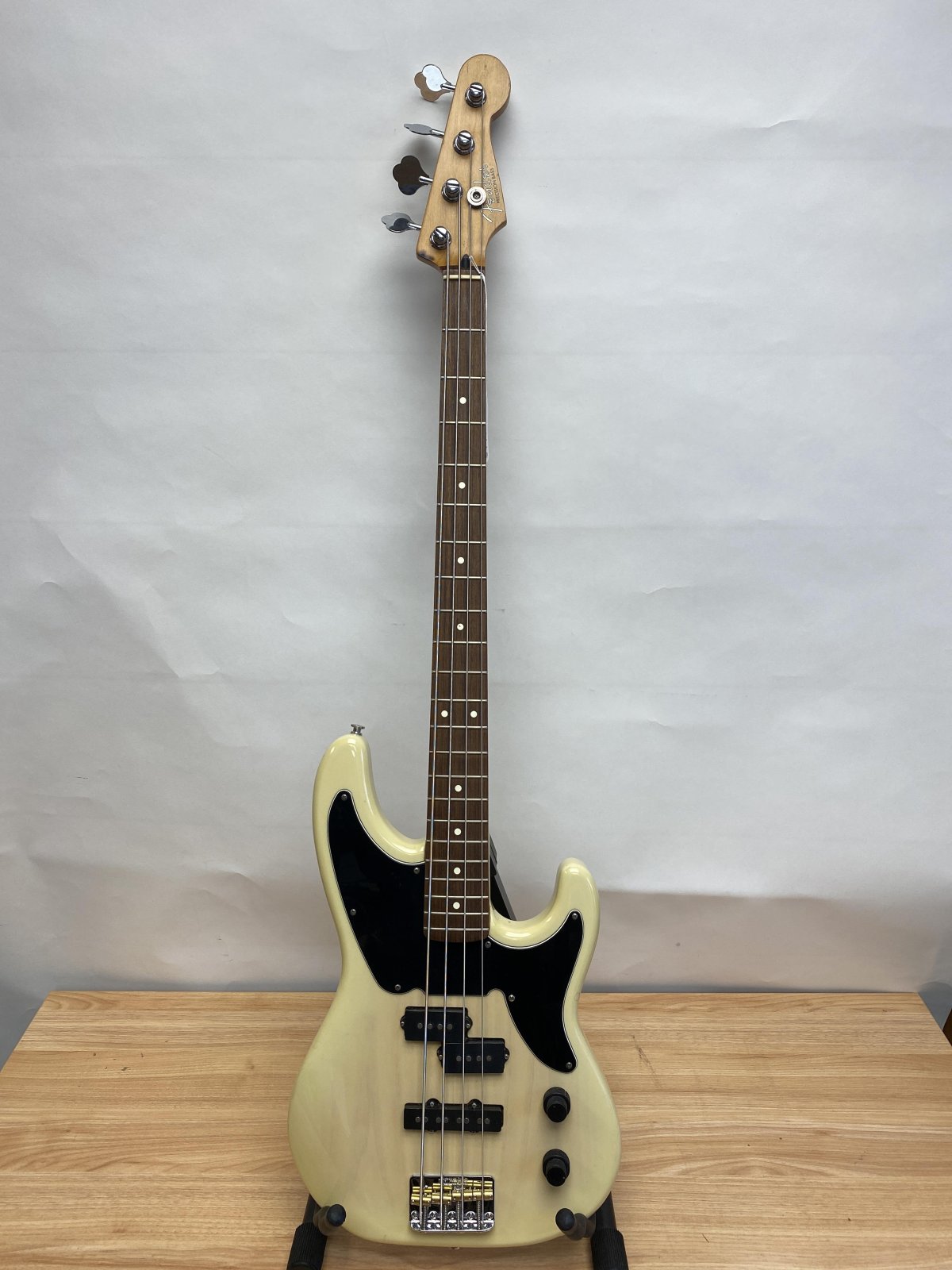 Vintage 90's Cowpoke MIM Fender Precision Bass