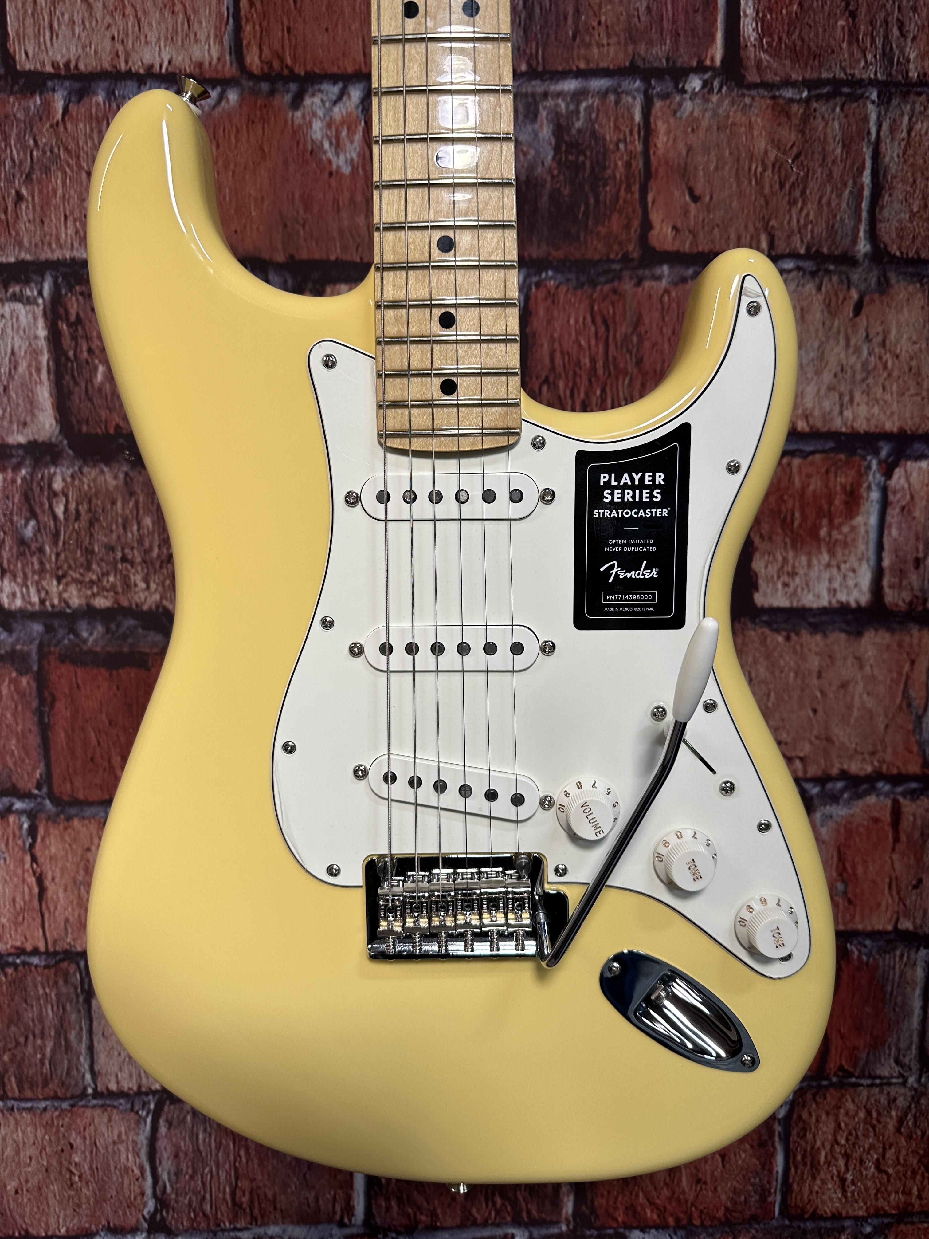USED Fender Player Stratocaster in Buttercream with Maple