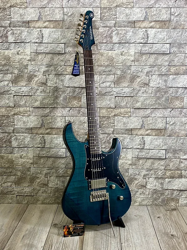 Yamaha PAC612VIIFM IBL Pacifica Electric Guitar Indigo Blue