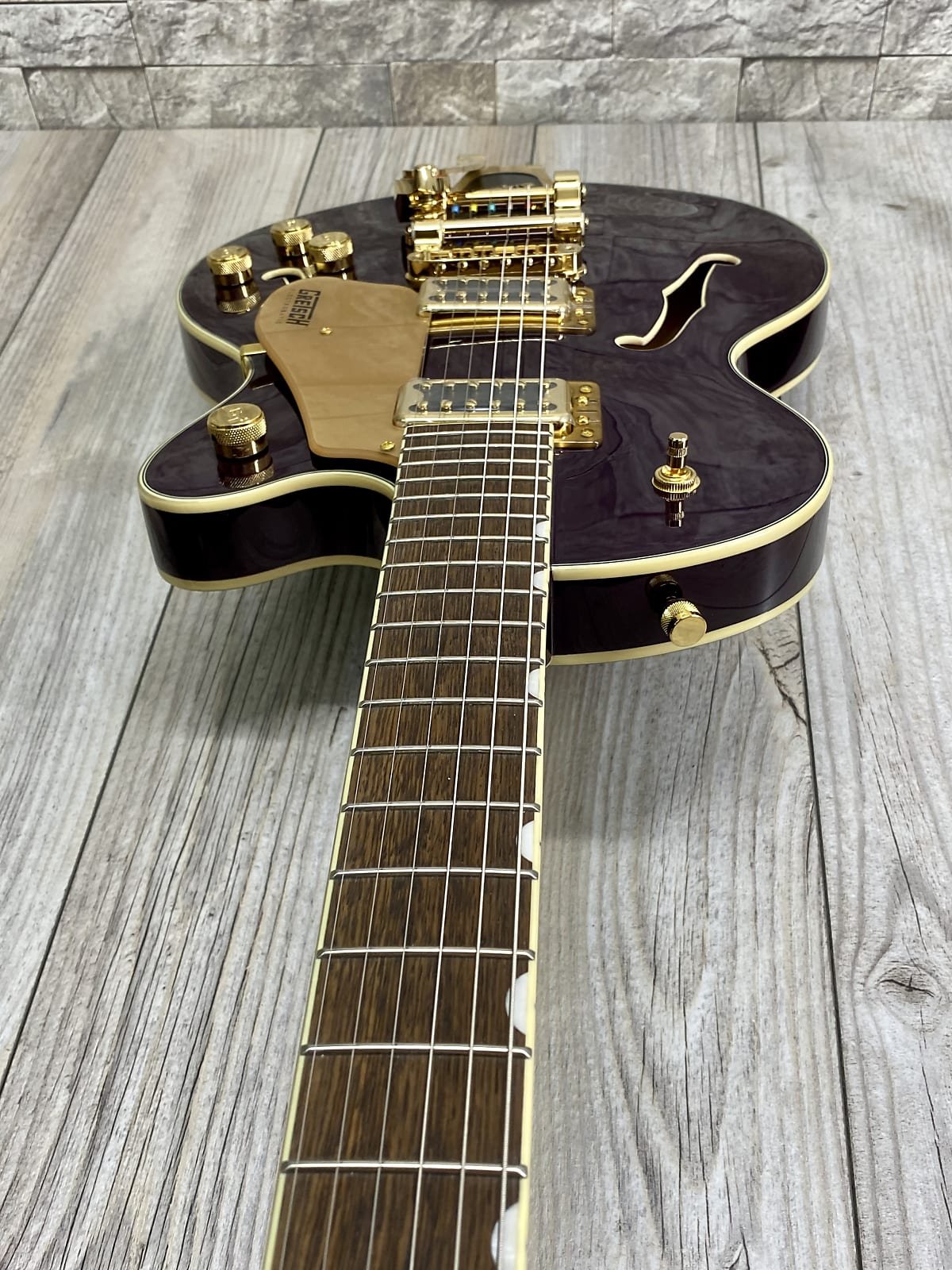 Gretsch #2509700561 - G5655TG Amethyst Electromatic Center Block