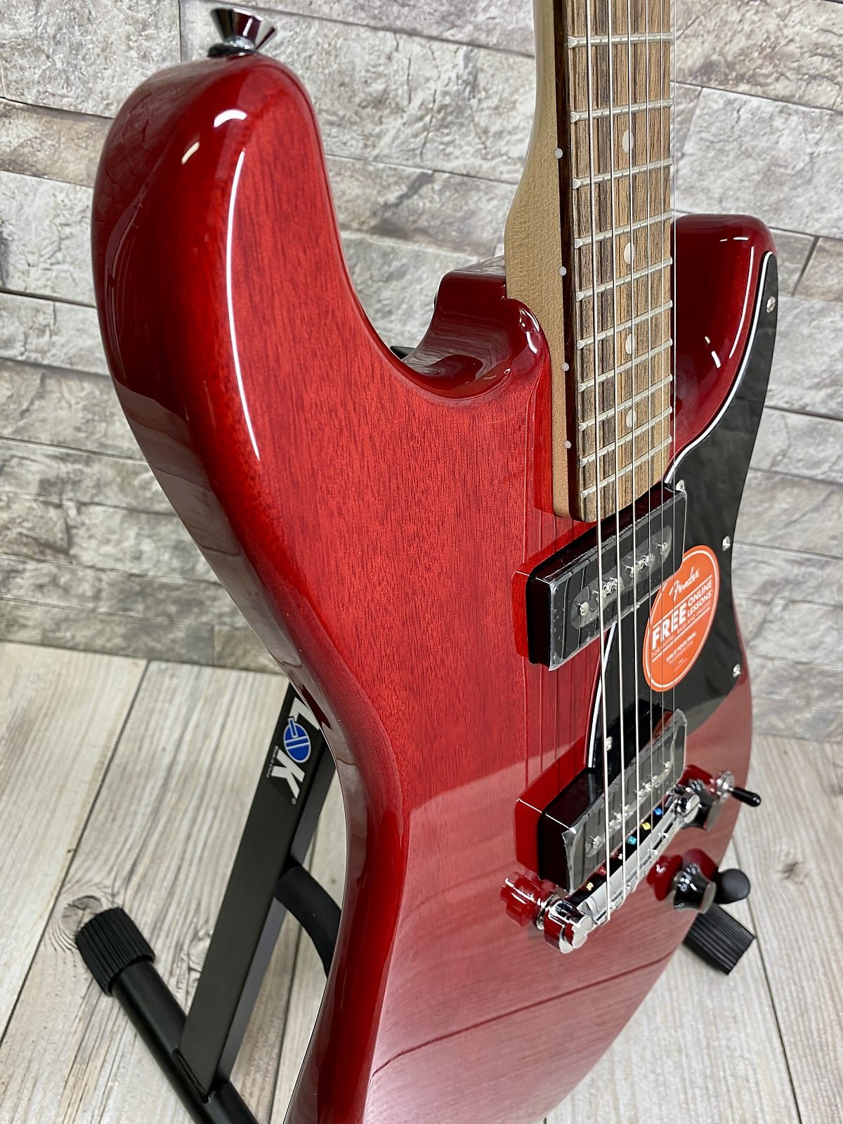 Squier #0377035538 - Paranormal Strat-O-Sonic, Crimson Red