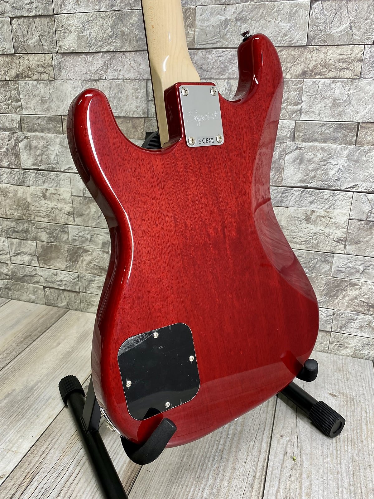 Squier #0377035538 - Paranormal Strat-O-Sonic, Crimson Red