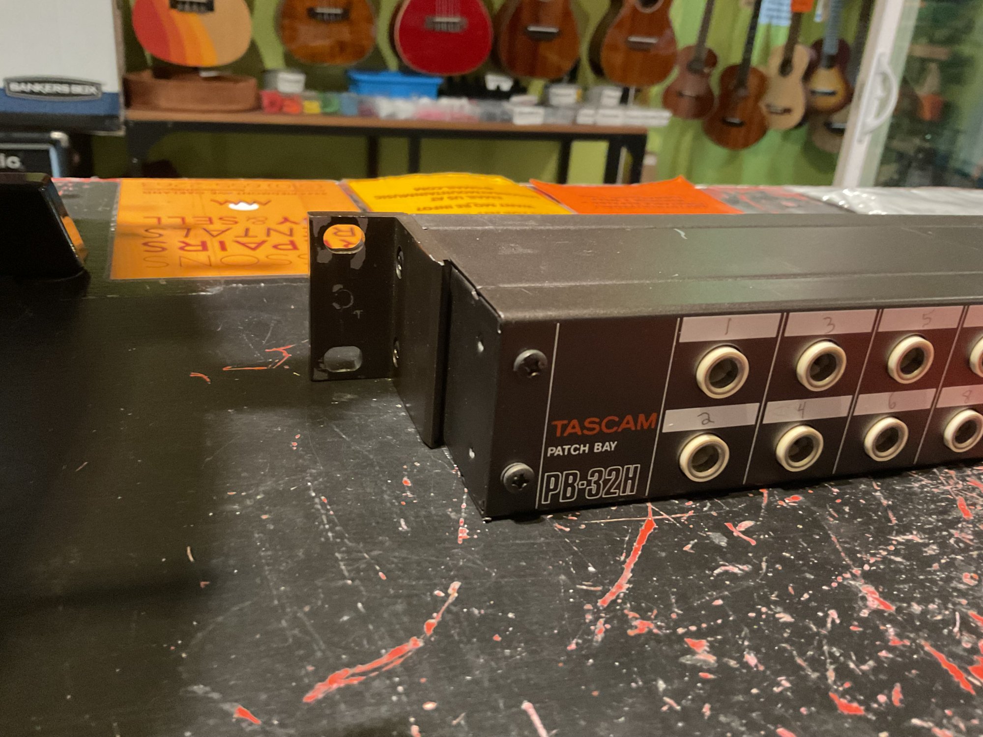 Tascam PB-32H