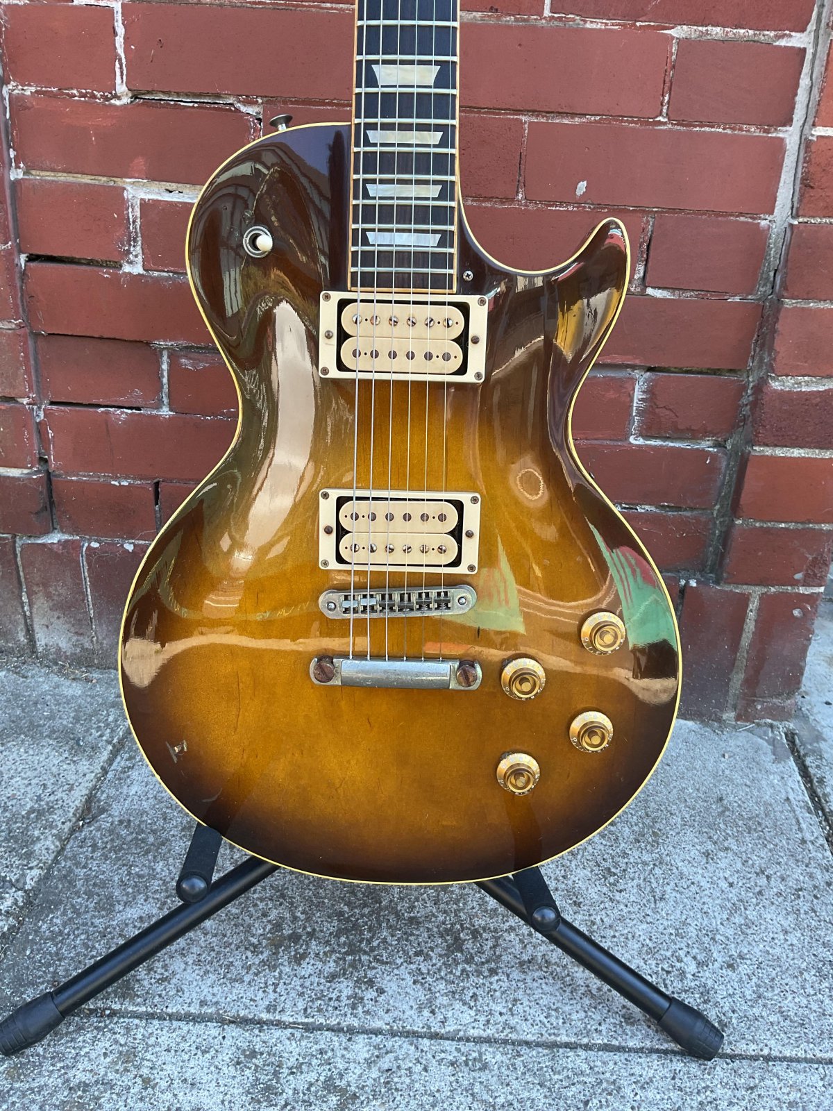 Greco Les Paul Standard type made in 1977 Electric Guitar