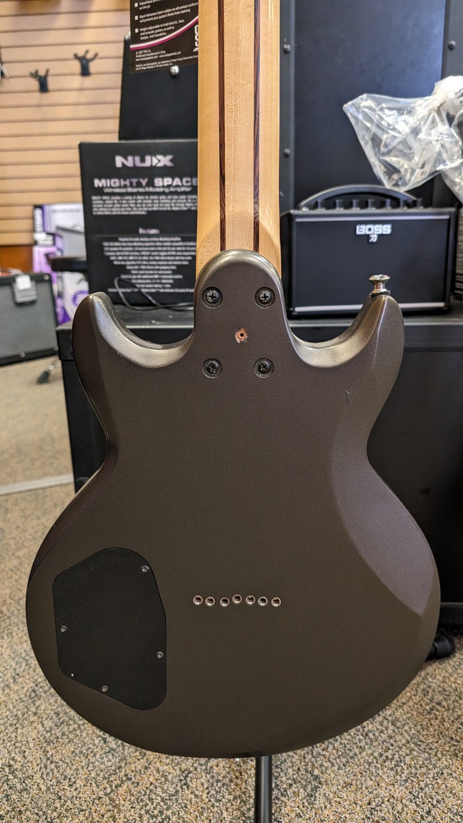 USED Ibanez AX7221 7-string