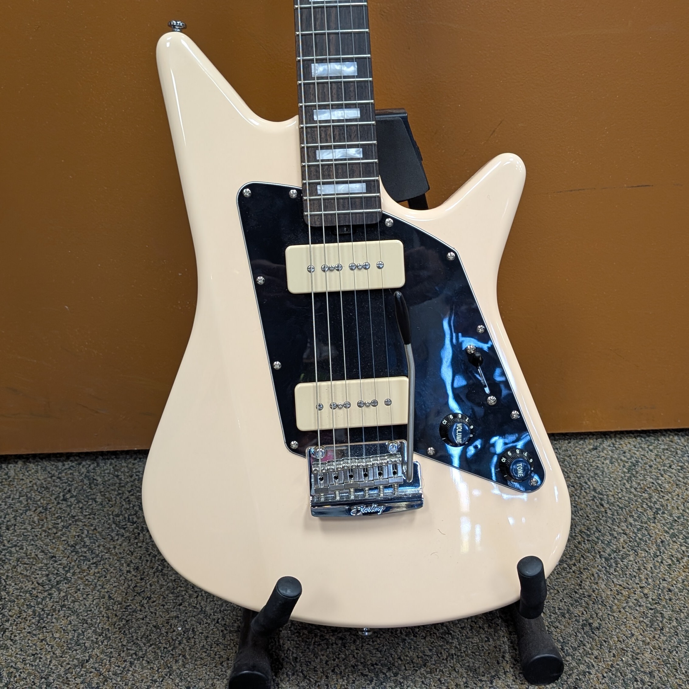 USED Sterling by Music Man Albert Lee w/P90s - Vintage White