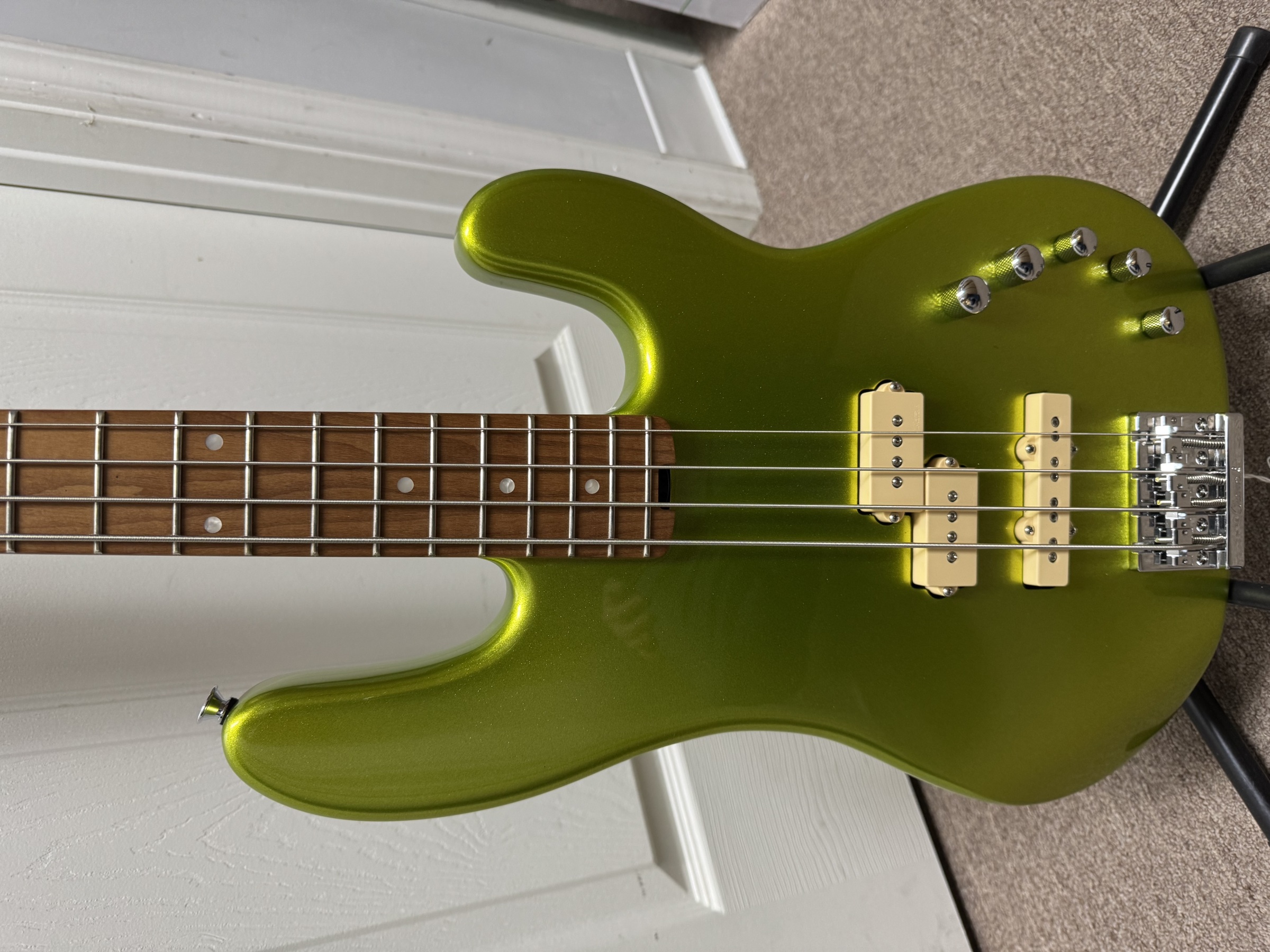 Charvel Pro-Mod San Dimas Bass PJ IV - Lime Green Metallic