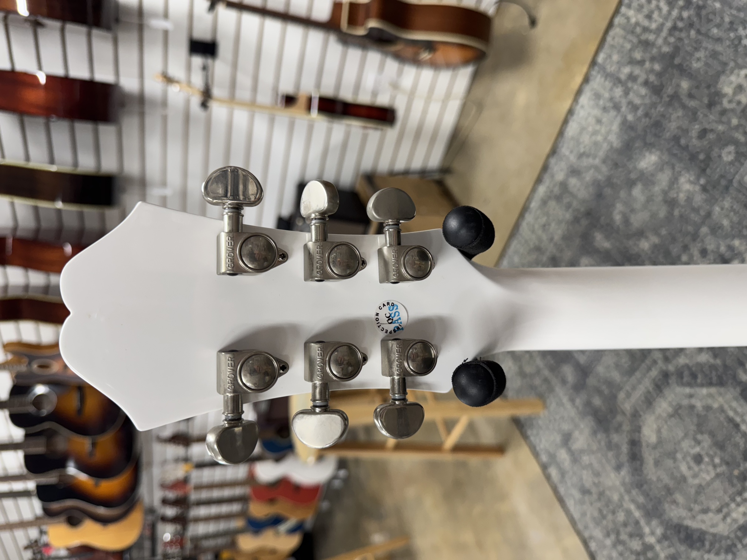 Epiphone Dove Studio Limited-Edition Acoustic-Electric