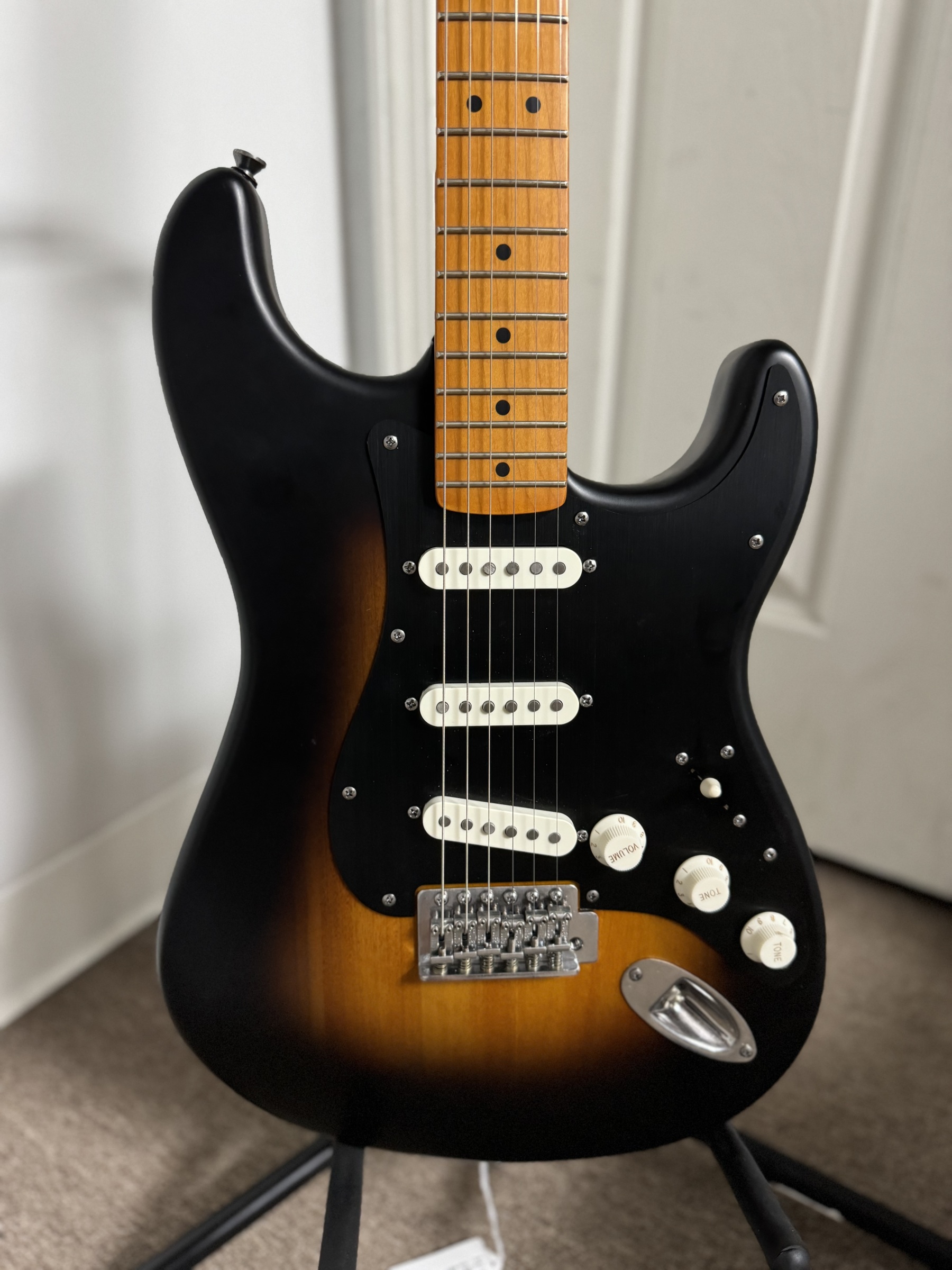 b*u様 Squier 40th Anniversary Stratocaste Squier 40th Anniversary Stratocaster Vintage Edition