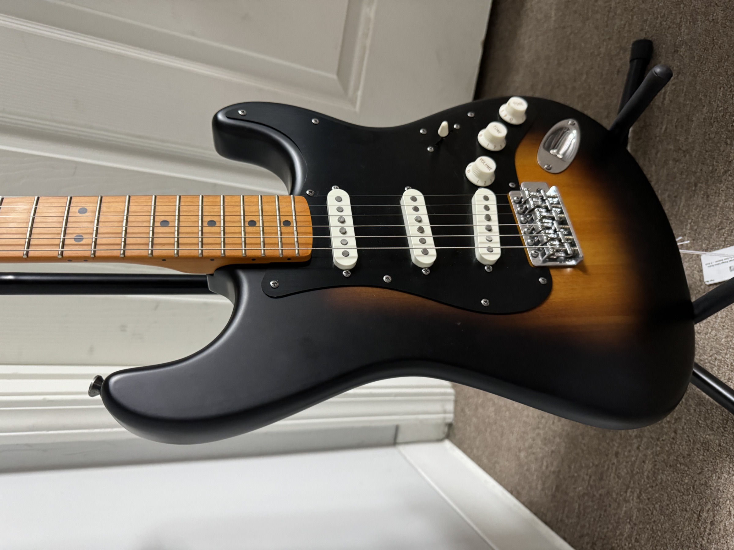 b*u様 Squier 40th Anniversary Stratocaste Squier 40th Anniversary Stratocaster Vintage Edition Maple