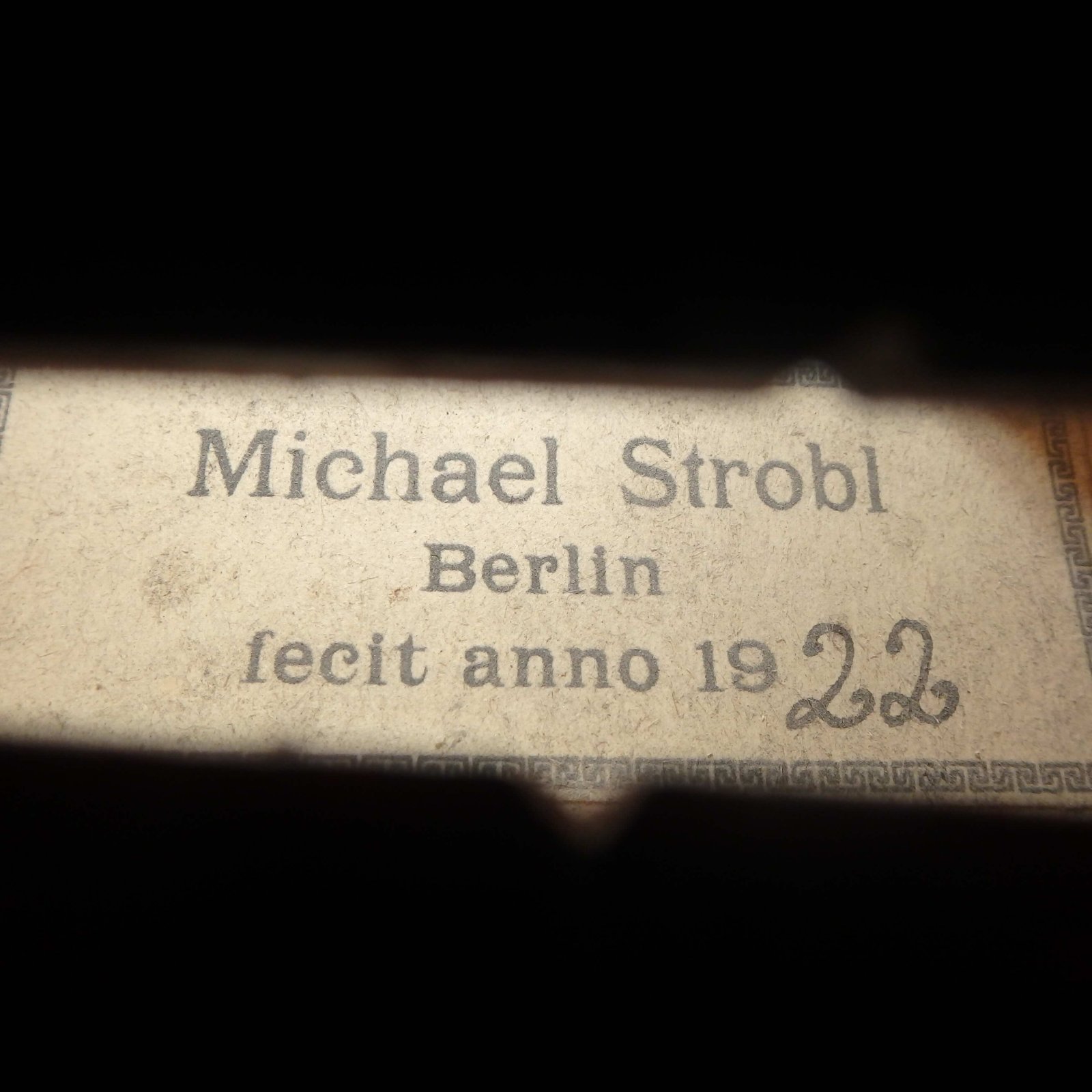 Michael Strobl Violin, Berlin fecit anno 1922 - 003918600196