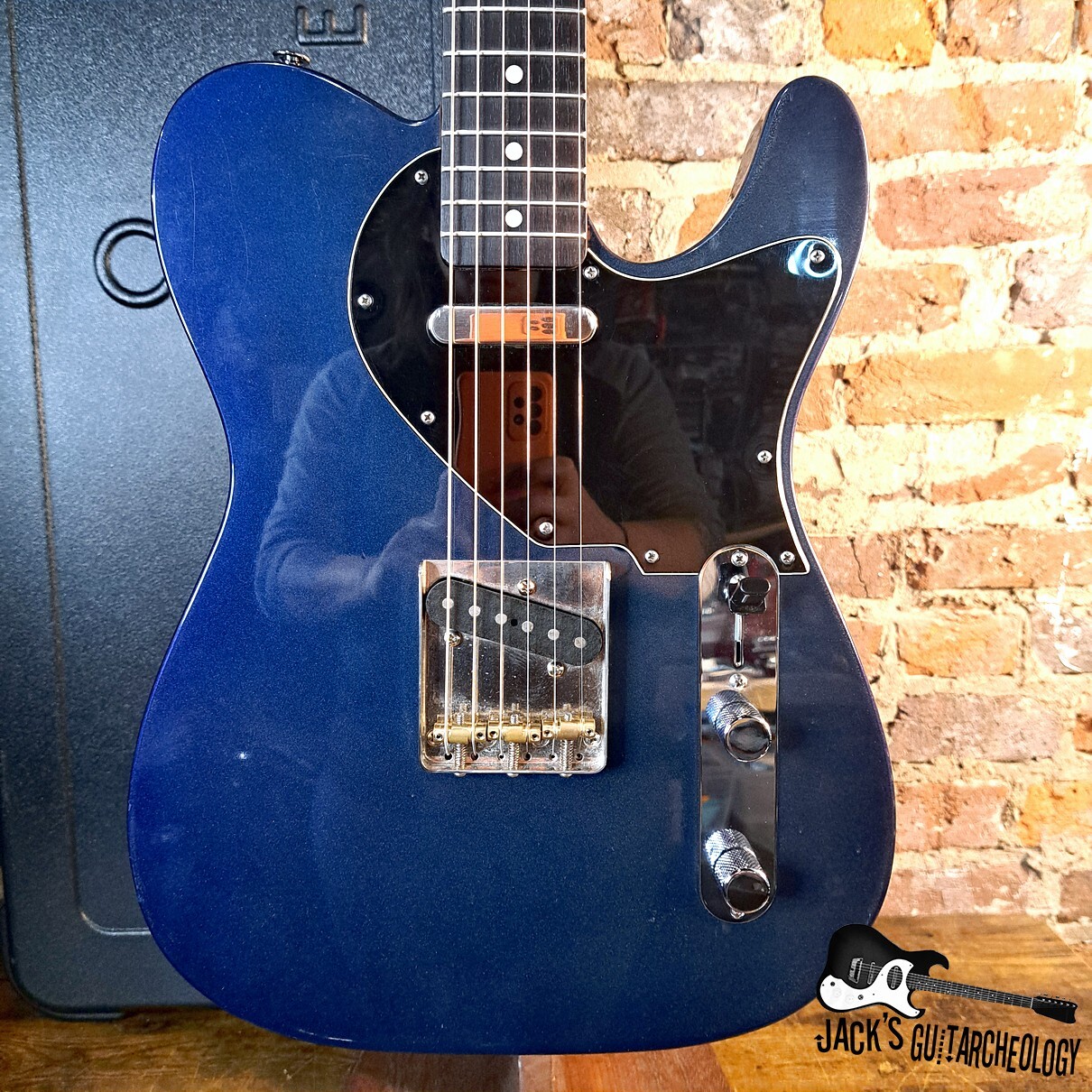 Bluesman Vintage Coupe T-Style Electric Guitar w/ Sire TSA Flight Case (2020 - Blue Chameleon)