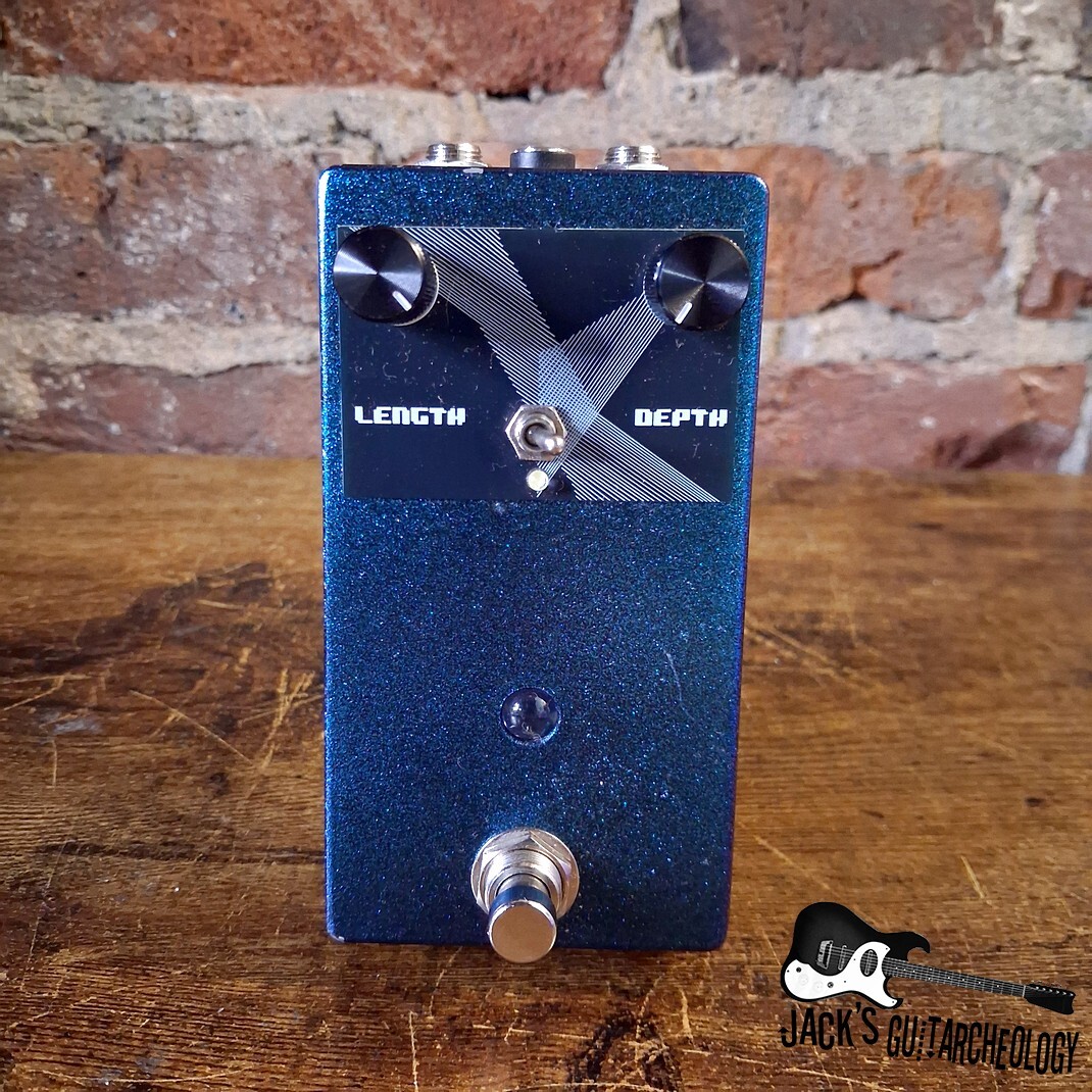 Chimera Mechanical Jet Lag Lo-Fi Generator *USED* (2020s - Blue Sparkle)