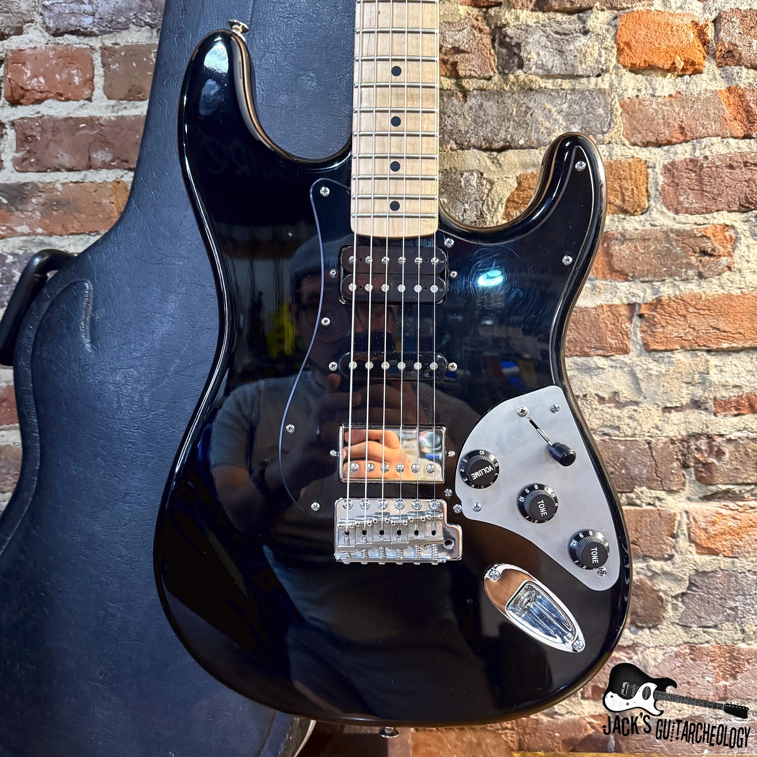 Fender MIM Tuxedo Stratocaster Electric Guitar w/ Jerrytone Mods by C. Winn Strings & OHSC (2005 - Black)