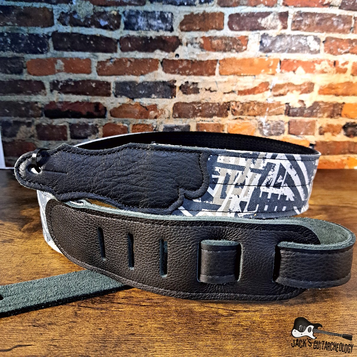 Franklin Strap  - Grunge Cotton Deluxe Guitar Strap - Black w/ Black Glove Leather End Tabs