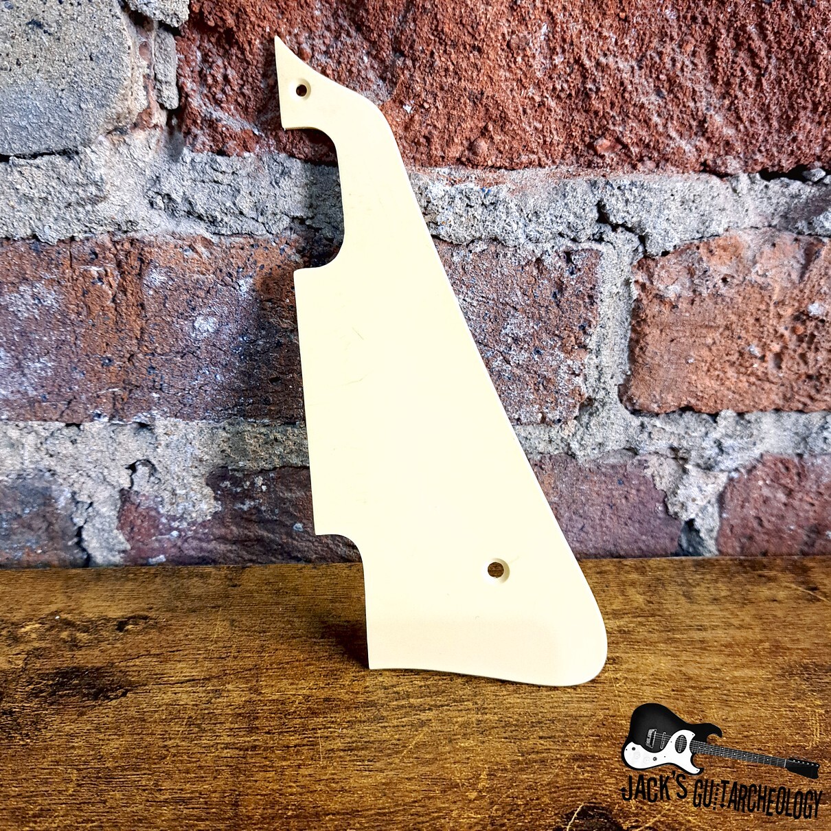 Gibson Custom Shop P90 Les Paul Pickguard - Medium Relic (2020s - Cream)
