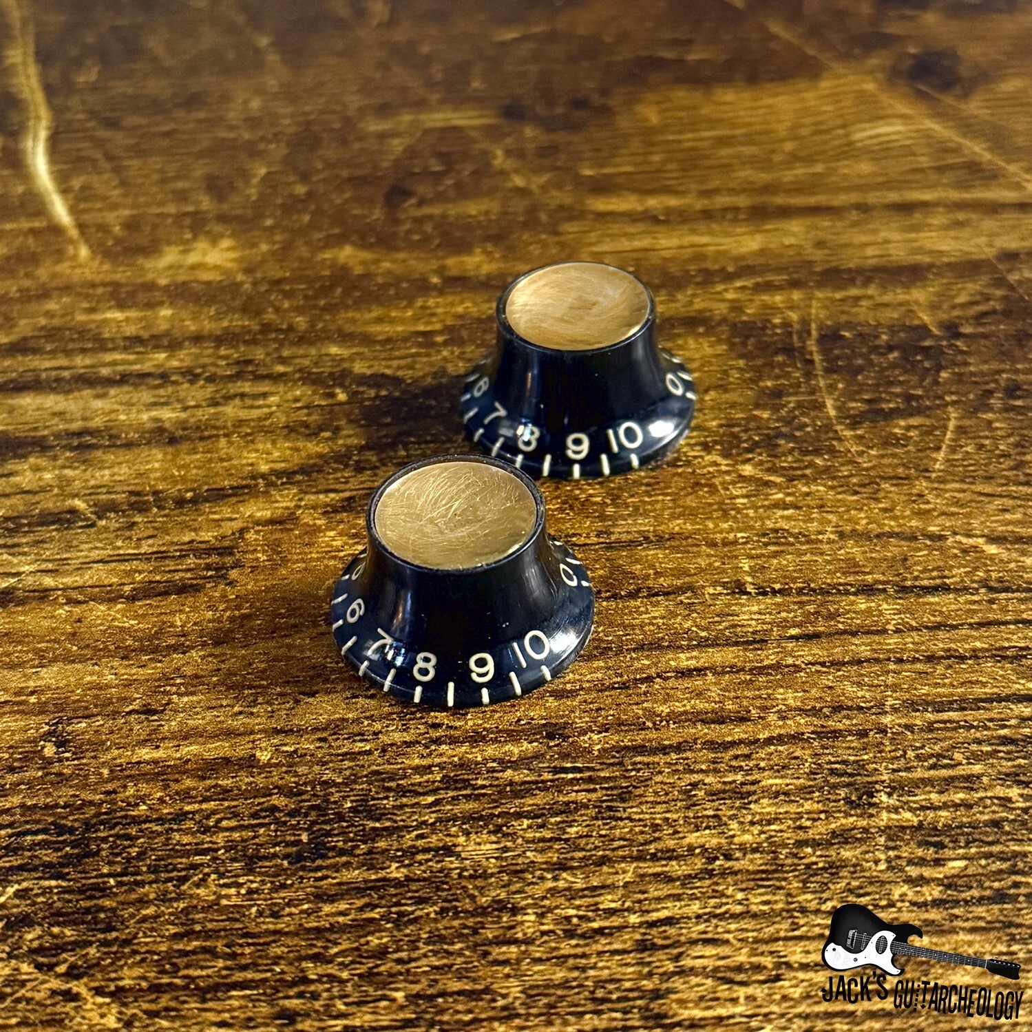 Gibson Custom Shop Reflector Knobs- 2 Tone *Relic'd* (2020s - Black/Gold)