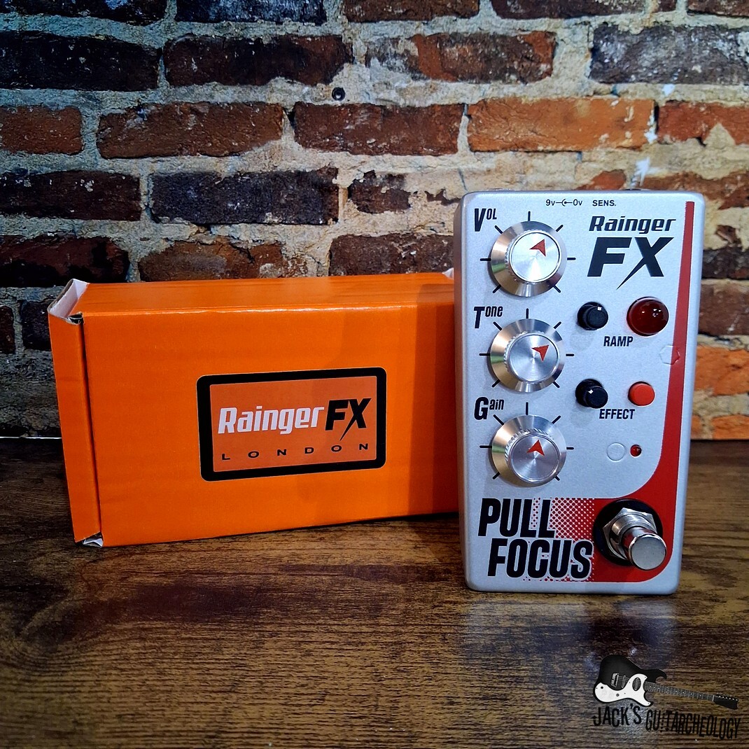 Rainger FX Pull Focus Distortion/Reverb/Chorus w/ Noise Gate *NEW* (Grey/Red)