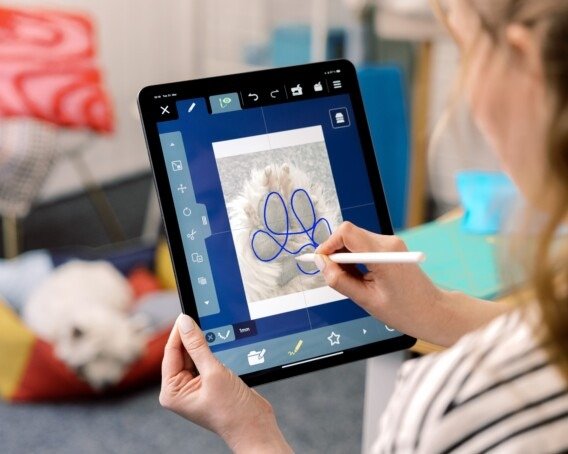 Create on the go with WiFi and app with StitchDirect App