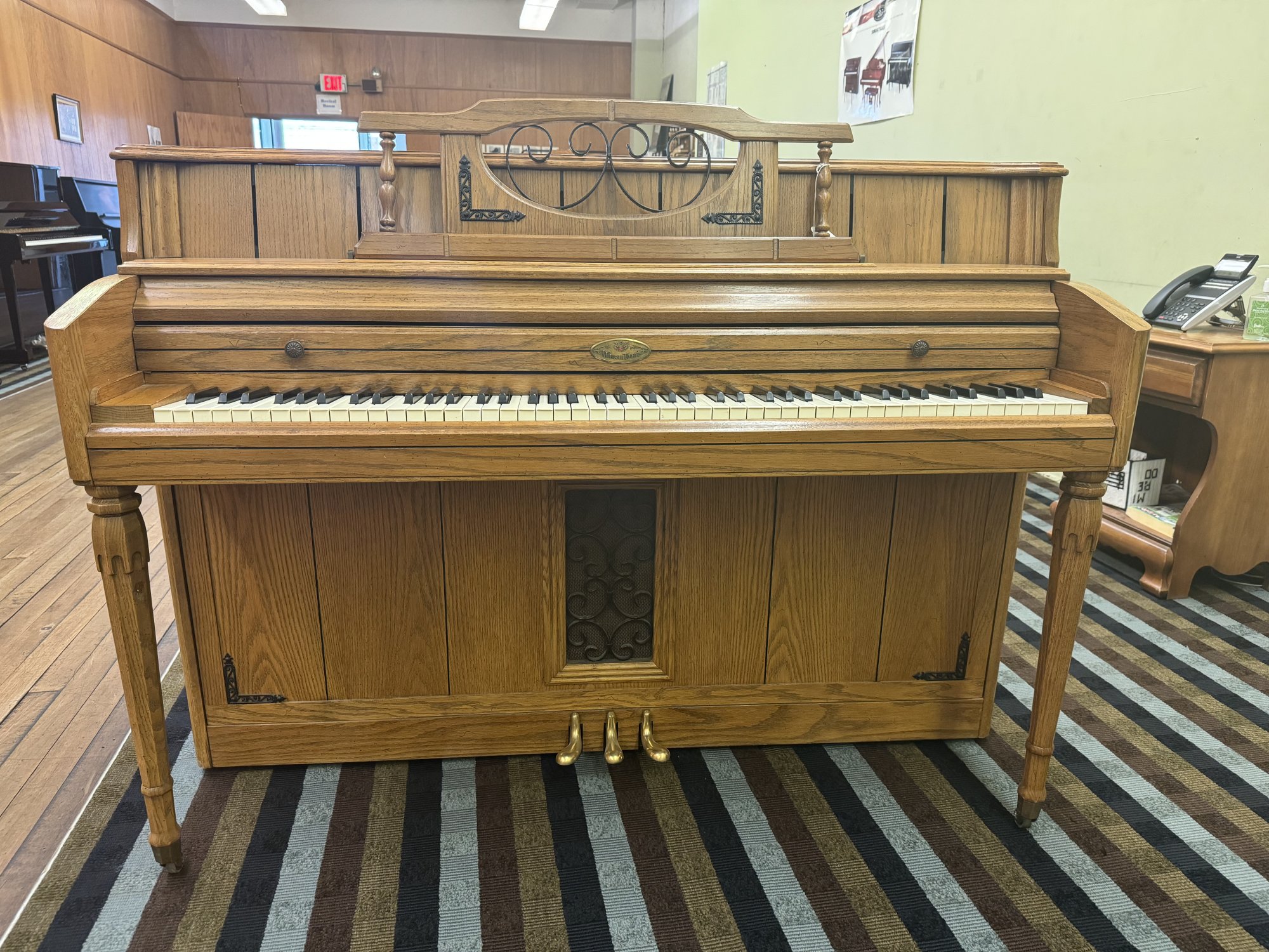 Used Wurlitzer 2636 Console Piano - 552636