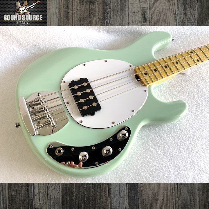 DELANO搭載 STERLING RAY4 Mint Green Sterling by Music Man S.U.B.