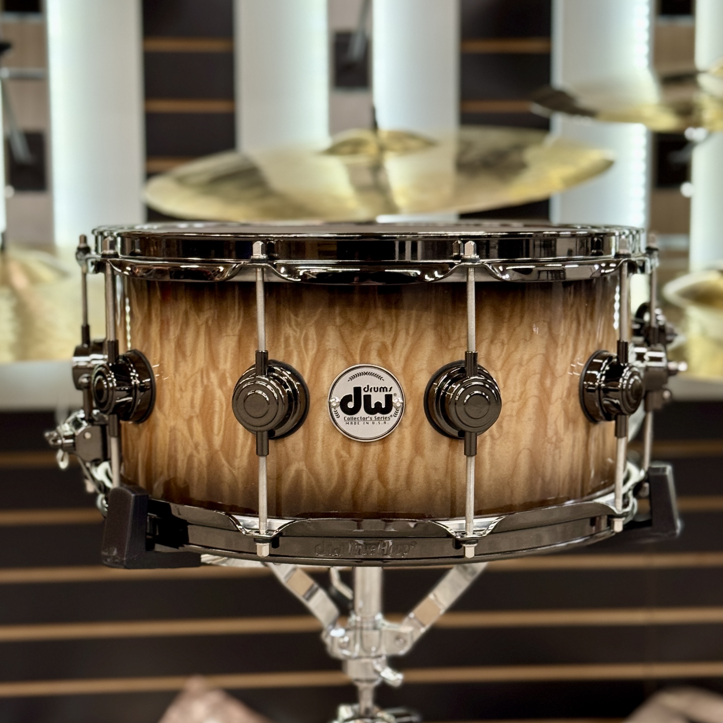 DW COLLECTOR'S 14X6.5 SSC MAPLE QUICK CANDY BLACK BURST OVER EXOTIC QUILTED MAPLE - USED