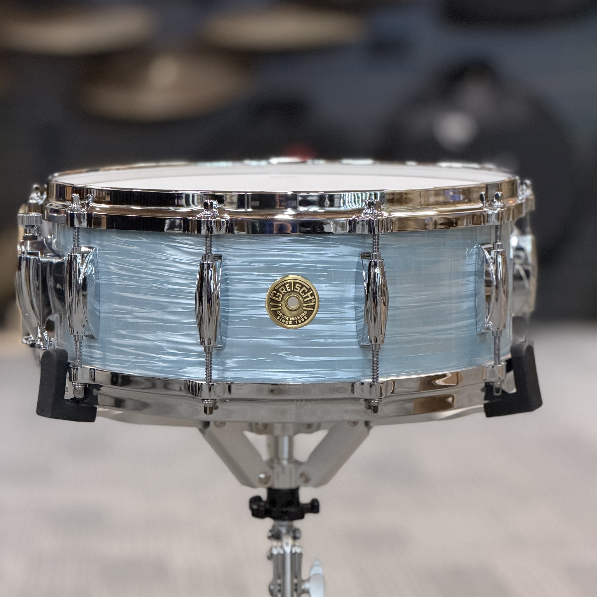 GRETSCH USA CUSTOM 14X5.5 SNARE DRUM VINTAGE OYSTER WHITE