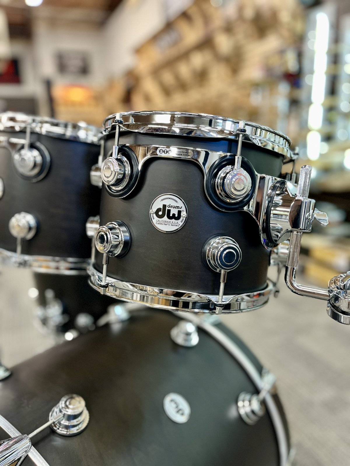 DW COLLECTOR'S PURE MAPLE SSC 4PC EBONY SATIN OIL CHROME HARDWARE