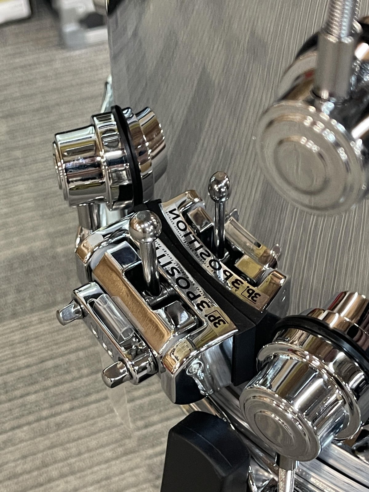 DW DRPM0814SSCS PERFORMANCE 8X14 CHROME OVER STEEL SNARE DRUM