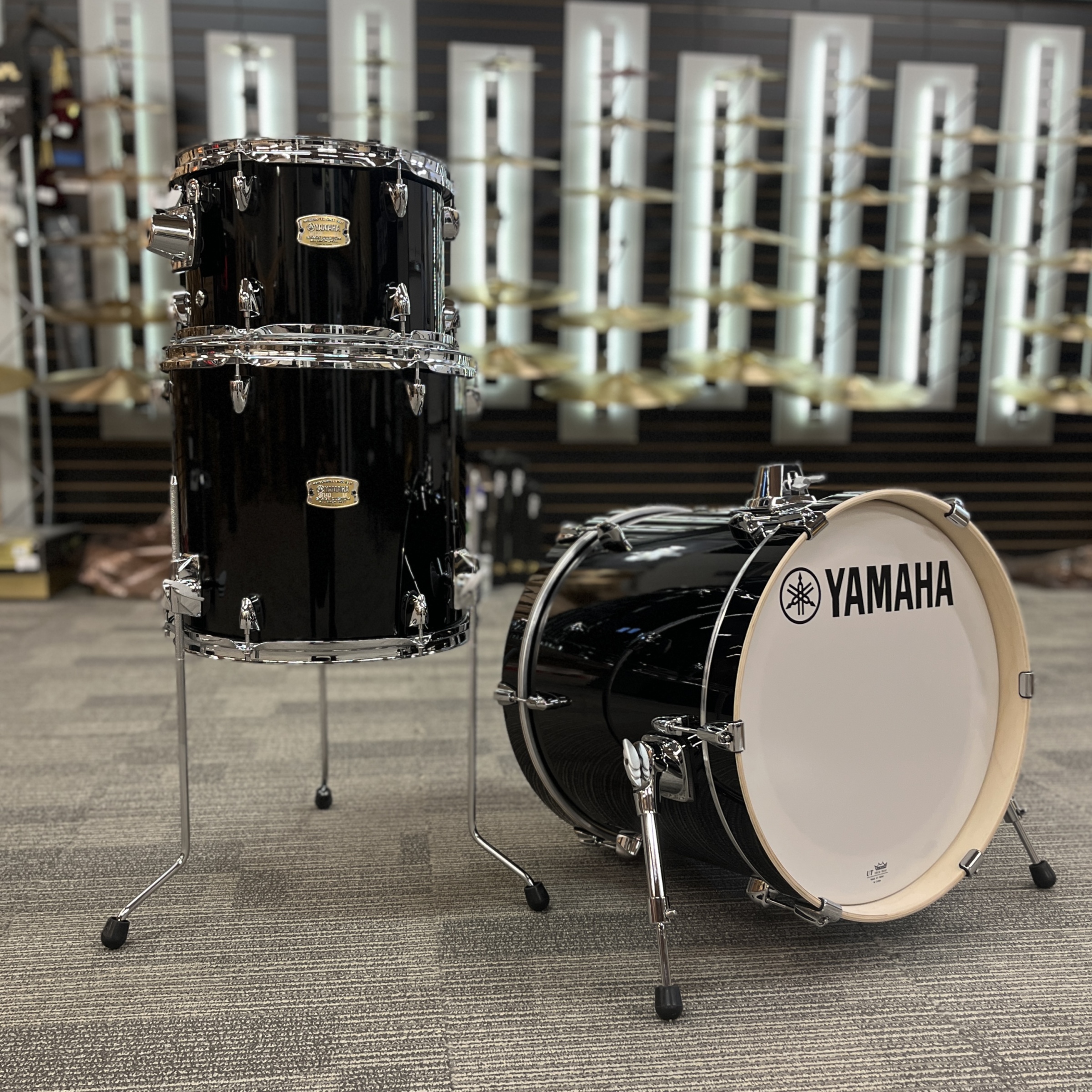 YAMAHA SBP8F3RB STAGE CUSTOM 3PC 18B-12-14 RAVEN BLACK - FLOOR MODEL
