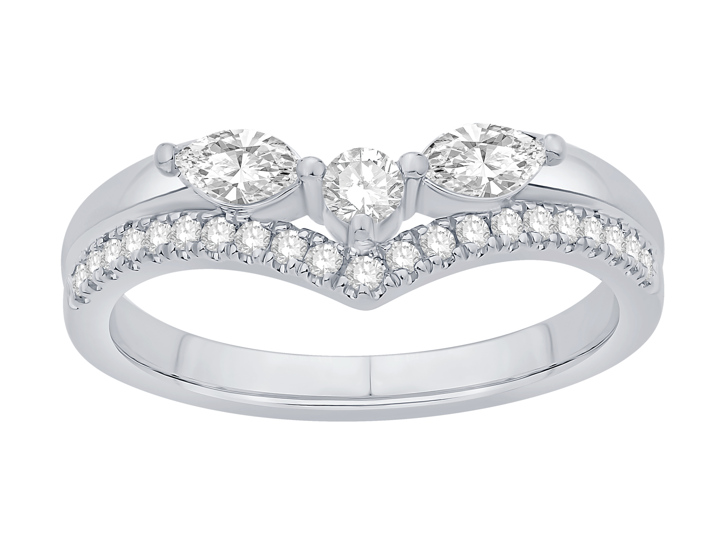 14 Karat White Gold Decorative Chevron Band with .50 TDW 