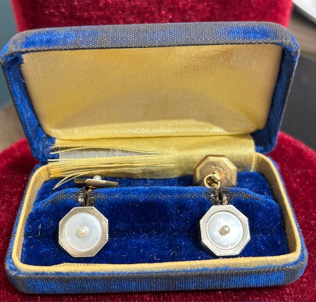 Art Deco Mother Of Pearl Cuffinks w/Seed Pearls! 14-Karat Gold, Estate Collection