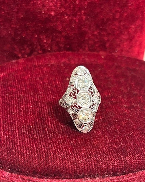 Art Deco Platinum Natural Diamond Dinner Ring, 15D=1.98CTTW. G-I Color, VS1-I1, Finger Size 7.5, Fresh Platinum Shank! Estate Collection