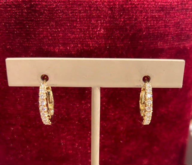 Our Famous Signature Diamond Hinged Hoop earrings in 18-Karat Yellow Gold, 18D=.50CTTW, G/VS2-SI1. 