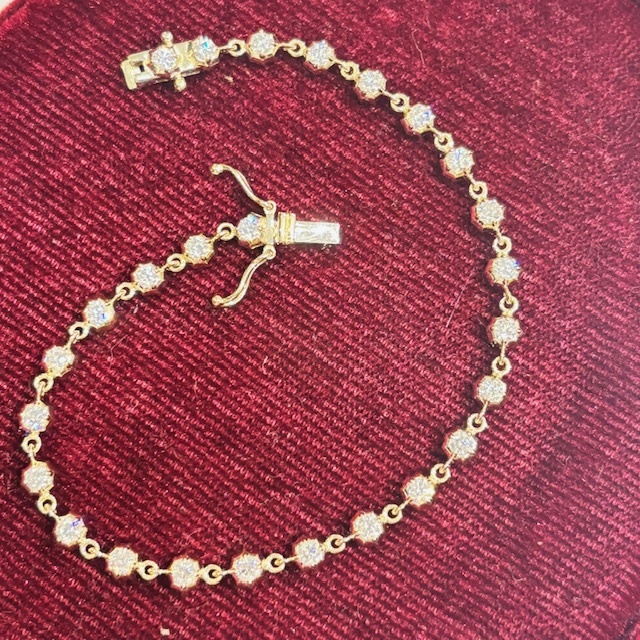 STUNNING 1.66CTTW Natural Diamond Picture Frame Tennis Bracelet w/Double Figure 8 Safety! 26D, 7 Length